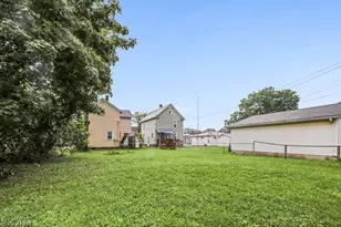225 W Indiana Ave, Sebring, OH 44672 - Photo 3