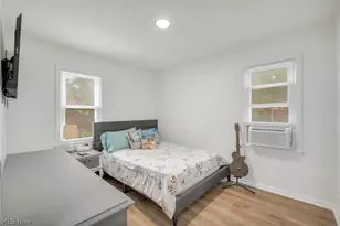 15742 Leigh Ellen Ave, Loveland, OH 44135 - Photo 11