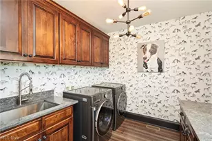 4576 Granger Rd, Akron, OH 44333 - Photo 27