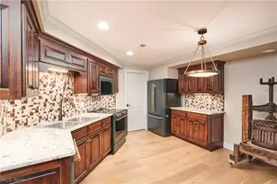4576 Granger Rd, Akron, OH 44333 - Photo 41
