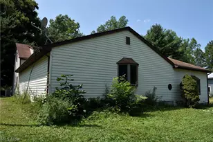 11674 Green Beaver Rd, Canfield, OH 44406 - Photo 3