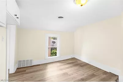 1366 W 87th Street, Loveland, OH 44102 - Photo 21