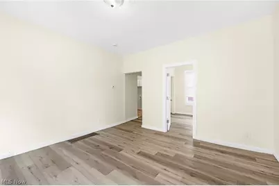 1366 W 87th Street, Loveland, OH 44102 - Photo 3