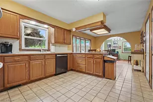 2287 Trares Rd, Mogadore, OH 44260 - Photo 13