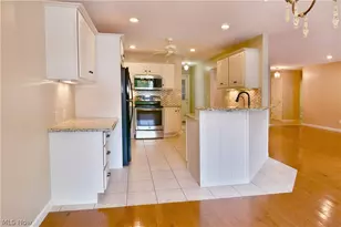 8121 Hitchcock Rd, Boardman, OH 44512 - Photo 11