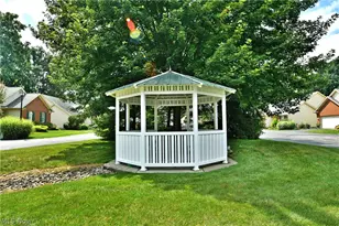 8121 Hitchcock Rd, Boardman, OH 44512 - Photo 45