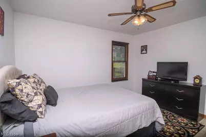 68462 Woodcroft Drive, St Clairsville, OH 43950 - Photo 13