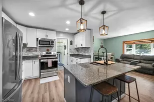 1275 Sandy Lake Rd, Ravenna, OH 44266 - Photo 9