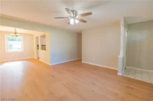 535 Treadway Blvd, Sheffield Lake, OH 44054 - Photo 5