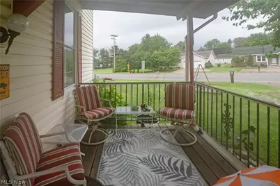 1125 Perry Drive NW, Canton, OH 44708 - Photo 5