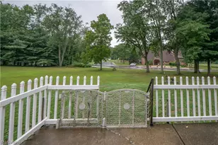 1125 Perry Dr NW, Canton, OH 44708 - Photo 39
