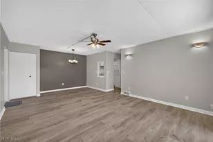 9956 Johnnycake Ridge Rd, Painesville, OH 44077 - Photo 11