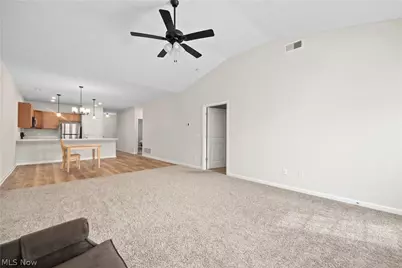 209 Alexander Drive, Elyria, OH 44035 - Photo 11