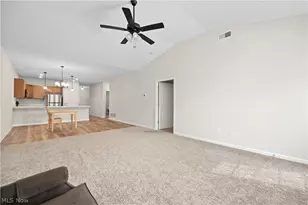 209 Alexander Dr, Elyria, OH 44035 - Photo 11