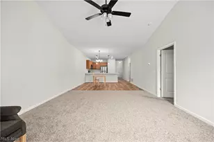 209 Alexander Dr, Elyria, OH 44035 - Photo 15