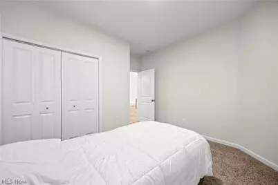 209 Alexander Drive, Elyria, OH 44035 - Photo 23