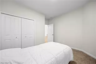 209 Alexander Dr, Elyria, OH 44035 - Photo 23