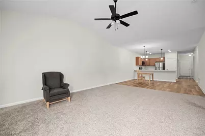 209 Alexander Drive, Elyria, OH 44035 - Photo 13