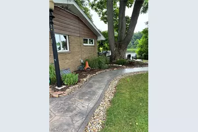 4184 Hunsicker Drive, Akron, OH 44319 - Photo 39