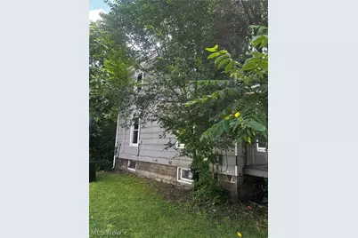 131 Mendel Court, Elyria, OH 44035 - Photo 3