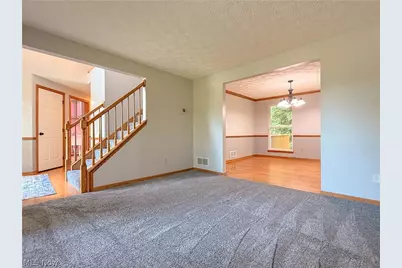 4730 Squire Drive, Sagamore Hills, OH 44067 - Photo 5