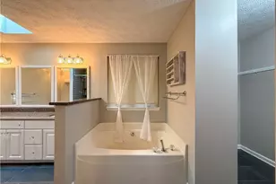 4730 Squire Dr, Sagamore Hills, OH 44067 - Photo 23