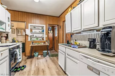 1415 Clifton Place, Oakwood, OH 44107 - Photo 39