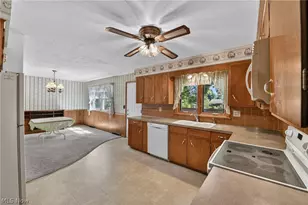 52 Warren Ave, Rittman, OH 44270 - Photo 5