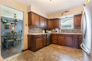 3316 Woodington Ave SW, Canton, OH 44706 - Photo 5