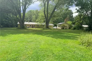 11941 Hawthorne Dr, Northfield, OH 44067 - Photo 3