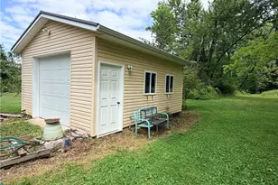 11941 Hawthorne Dr, Northfield, OH 44067 - Photo 23