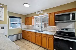 162 Perry Dr NW, Canton, OH 44708 - Photo 9