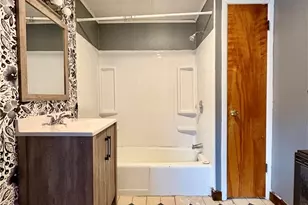 14 Main St, Dillonvale, OH 43917 - Photo 15