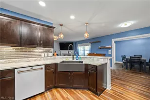 616 Chardonnay Cir, Vermilion, OH 44089 - Photo 17