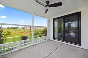 616 Chardonnay Cir, Vermilion, OH 44089 - Photo 29