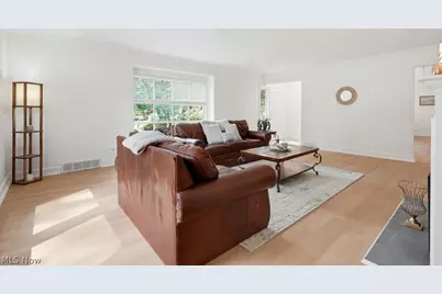 2468 Ridgewood Road, Akron, OH 44313 - Photo 15