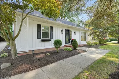 2468 Ridgewood Road, Akron, OH 44313 - Photo 11