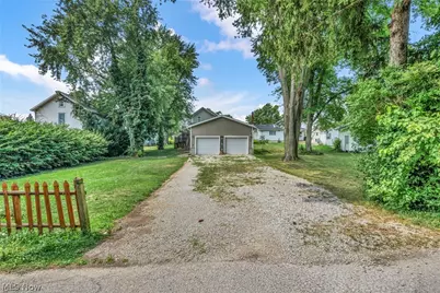 308 Castalia Street, Bellevue, OH 44811 - Photo 15