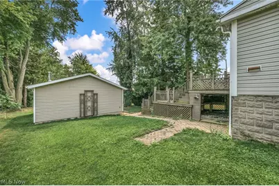 308 Castalia Street, Bellevue, OH 44811 - Photo 9