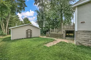 308 Castalia St, Bellevue, OH 44811 - Photo 9