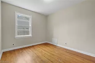 2590 21st St, Cuyahoga Falls, OH 44223 - Photo 21