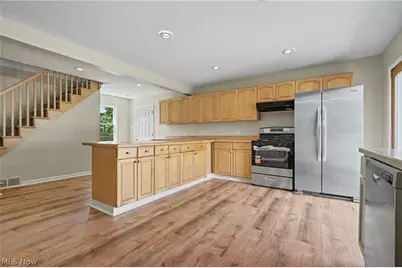 2590 21st Street, Cuyahoga Falls, OH 44223 - Photo 7
