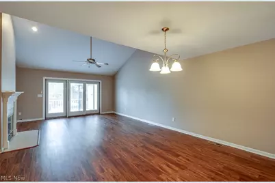 4505 Oakhill Boulevard, Lorain, OH 44053 - Photo 13