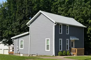 58 W Jefferson Ave, McConnelsville, OH 43756 - Photo 3