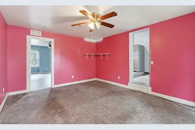 140 N Walnut Street, Ravenna, OH 44266 - Photo 29