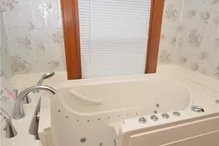 1742 Shaw Ave, Akron, OH 44305 - Photo 21