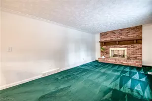 5828 Grovewood Dr, Mentor, OH 44060 - Photo 9
