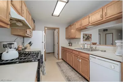 2430 Bordner Avenue SW, Canton, OH 44706 - Photo 13
