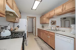 2430 Bordner Ave SW, Canton, OH 44706 - Photo 13