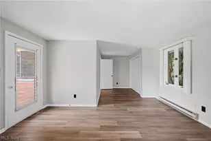 333 E Ridgewood Dr, Green Hills, OH 44131 - Photo 11
